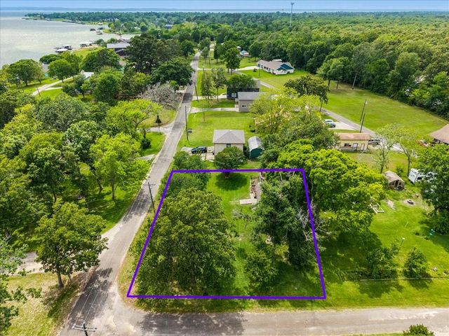 243 Jennings Lane, Livingston, TX 77351
