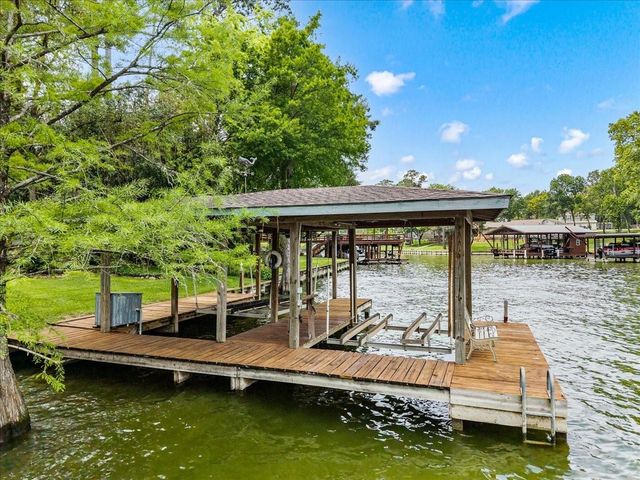 243 Jennings Lane, Livingston, TX 77351