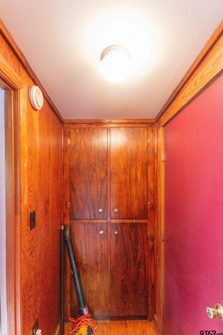 19899 Southside Cir, Winona, TX 75792