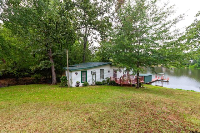 19899 Southside Cir, Winona, TX 75792