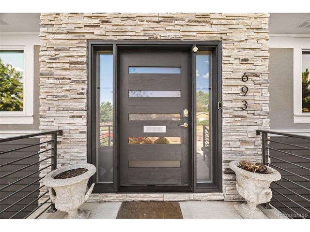 693 S Ivy Way, Denver, CO 80224