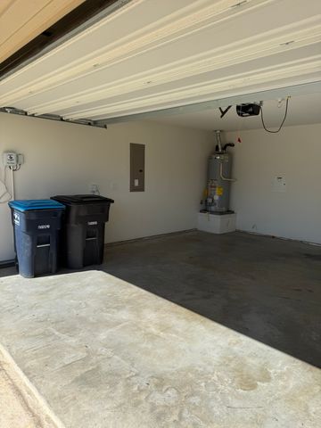 8529 Grand Oak Road, Fort Worth, TX 76123