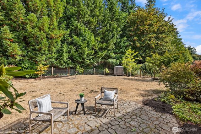 2914 NE Winesap Court, Poulsbo, WA 98370