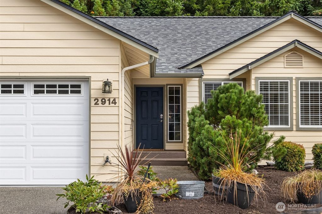 2914 NE Winesap Court, Poulsbo, WA 98370