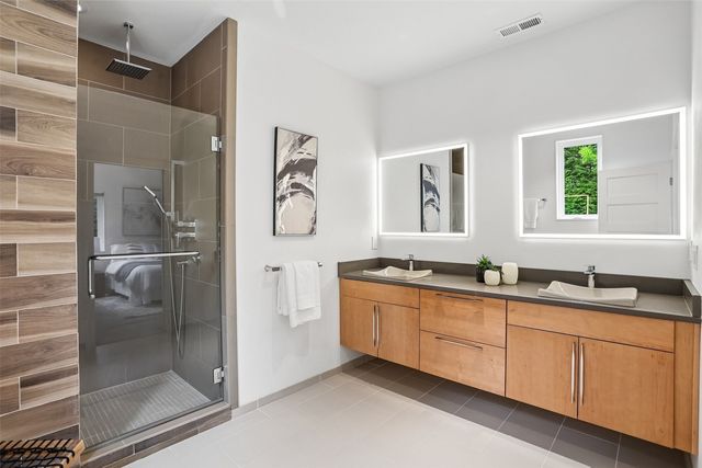 10030 37th Avenue SW, Seattle, WA 98146