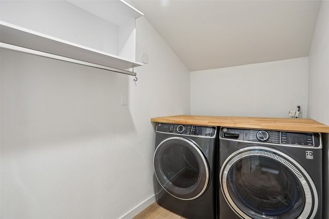 10030 37th Avenue SW, Seattle, WA 98146