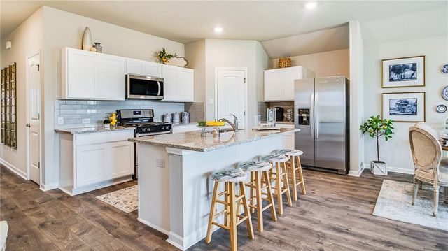 1403 PARKVIEW Drive, Alexandria, LA 71303