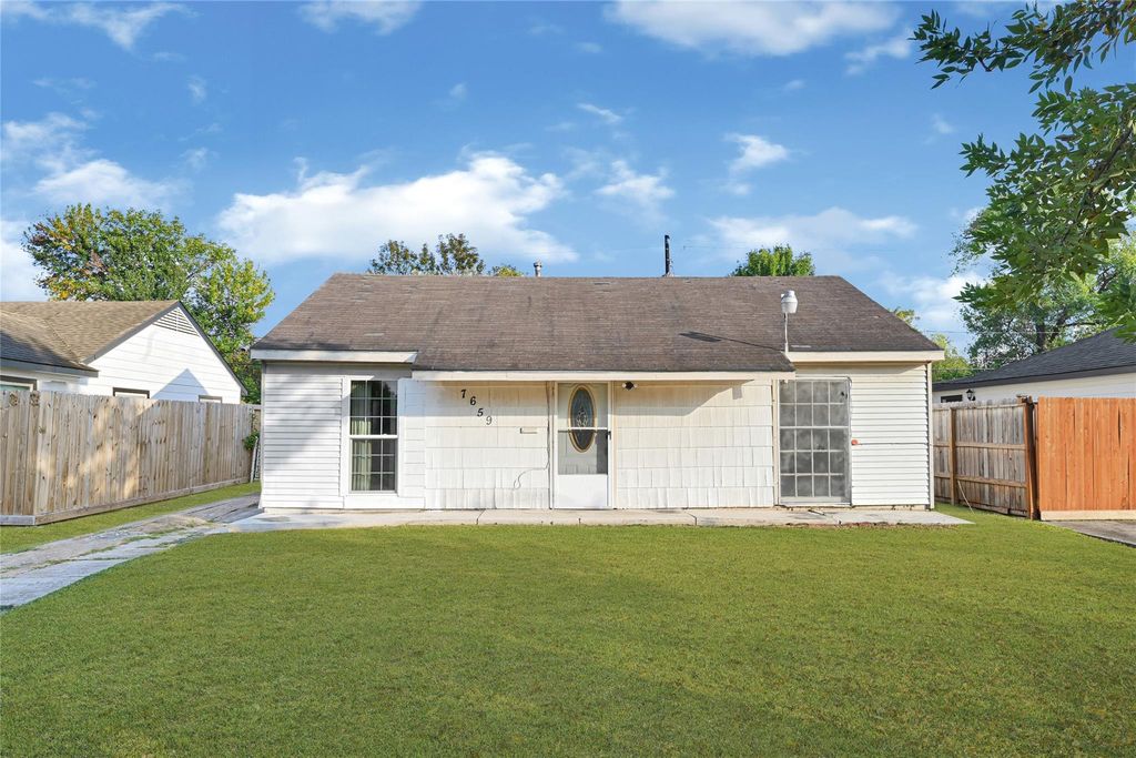 7659 Greenstone Street, Houston, TX 77087