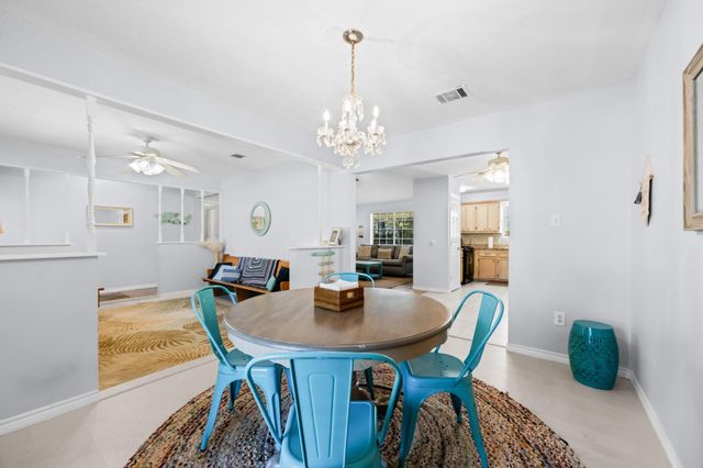 3528 Avenue L, Galveston, TX 77550