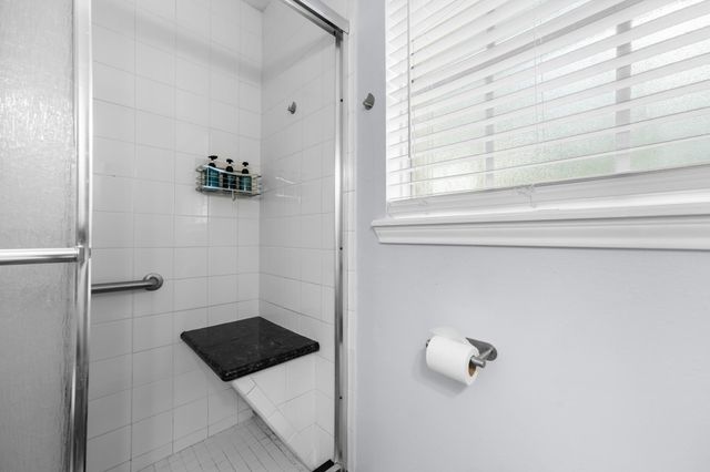 3528 Avenue L, Galveston, TX 77550