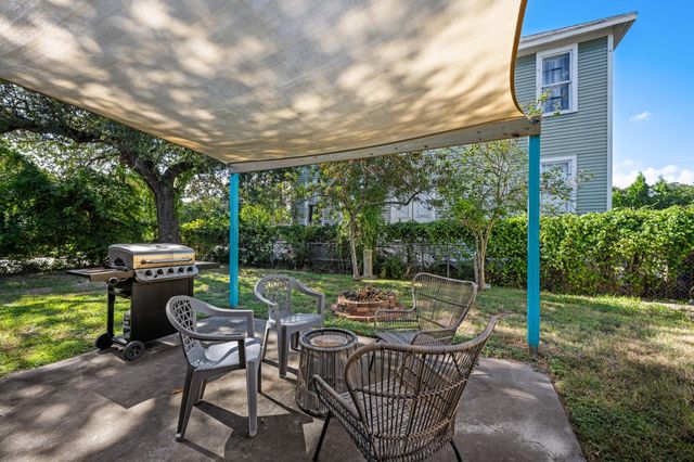 3528 Avenue L, Galveston, TX 77550