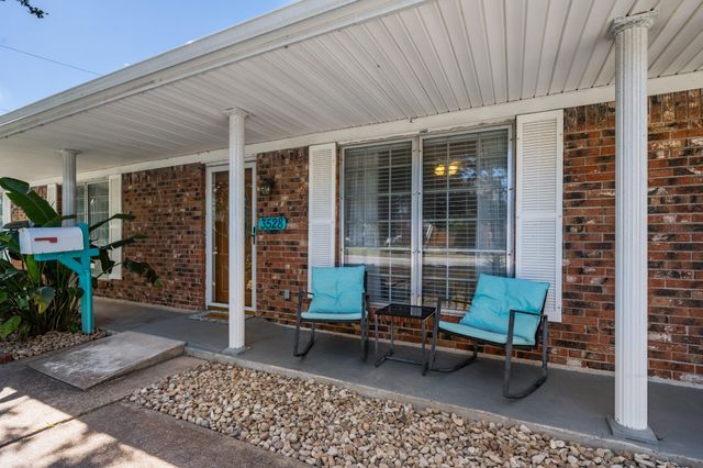 3528 Avenue L, Galveston, TX 77550