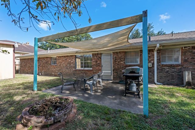 3528 Avenue L, Galveston, TX 77550