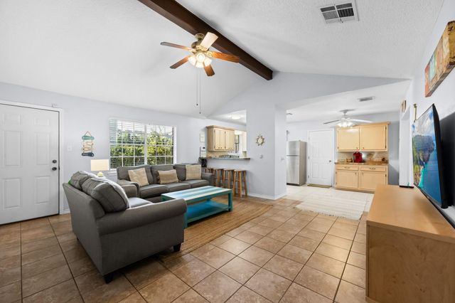 3528 Avenue L, Galveston, TX 77550