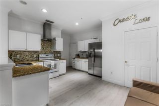 1064 Hampton CIR # 54, Naples, FL 34105