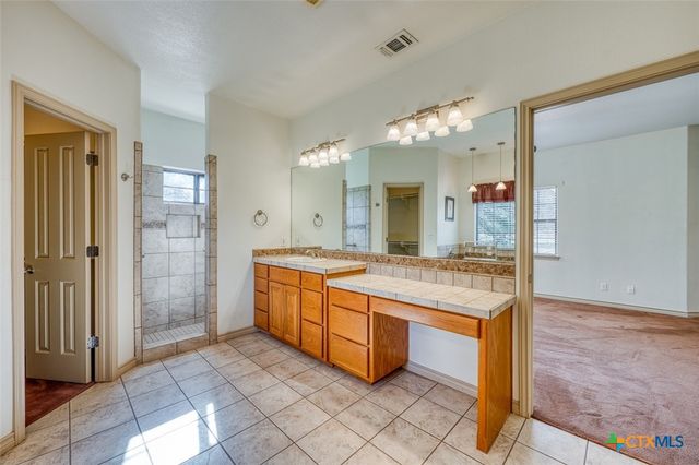 121 Amber Creek, Burnet, TX 78611
