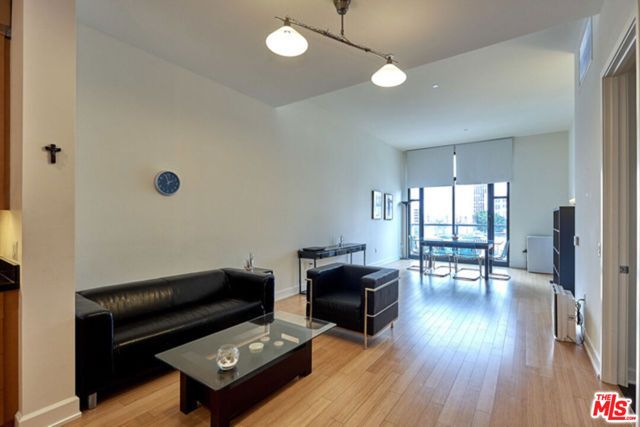 3223 W 6th Street 511, Los Angeles, CA 90020