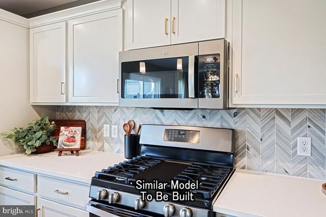 WHITE OAK PLAN AT HILLS AT VALLEY VIEW, Spring Grove, PA 17362