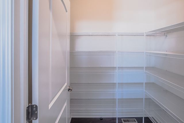 3718 Tramore Court, Naperville, IL 60564