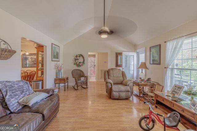 765 Greenbush Road, Lafayette, GA 30728