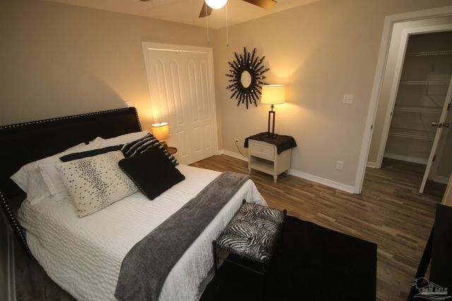 5720 Redwood Dr, Milton, FL 32570