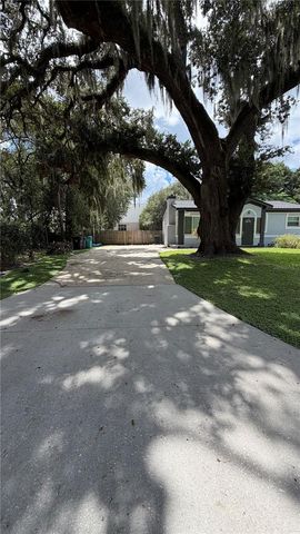 270 W PINELOCH AVE, Orlando, FL 32806