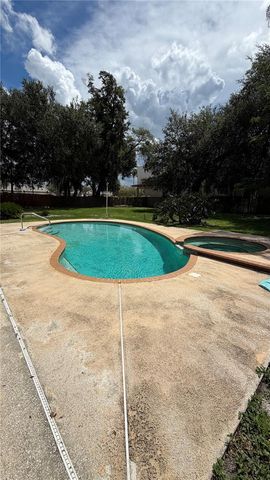 270 W PINELOCH AVE, Orlando, FL 32806