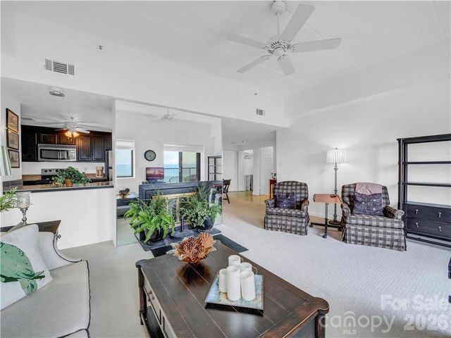 303 Sugar Top Drive 3226, Sugar Mountain, NC 28604