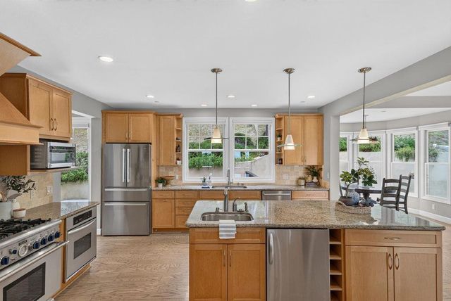 310 Hidden Valley, Soquel, CA 95073