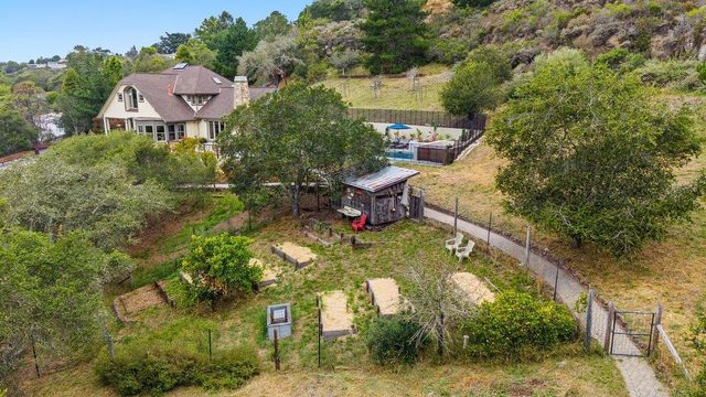 310 Hidden Valley, Soquel, CA 95073