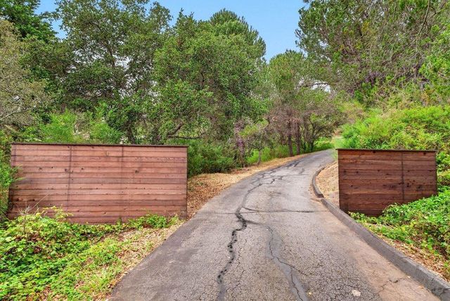 310 Hidden Valley, Soquel, CA 95073