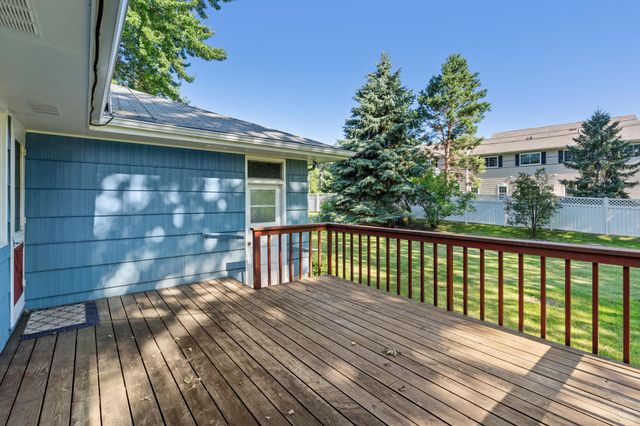 7818 53rd Avenue N, New Hope, MN 55428