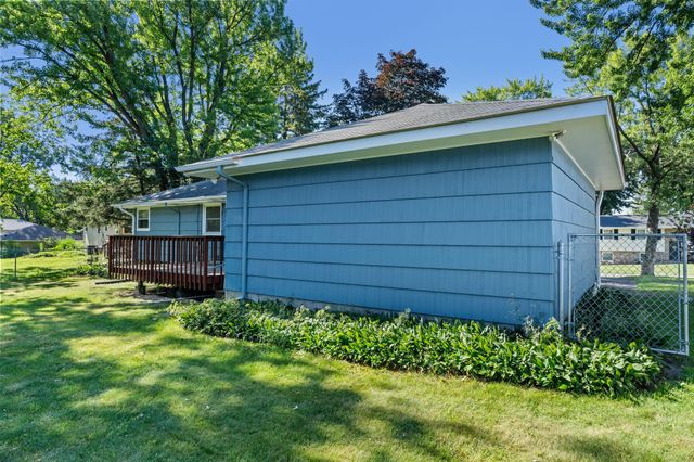 7818 53rd Avenue N, New Hope, MN 55428