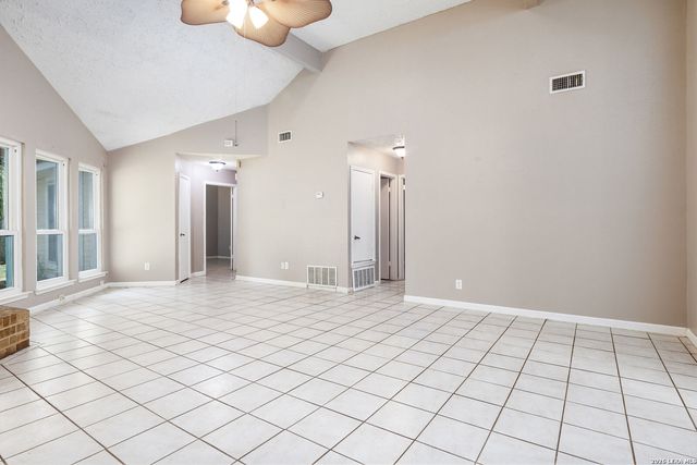 8839 WELLES EDGE DR, San Antonio, TX 78240