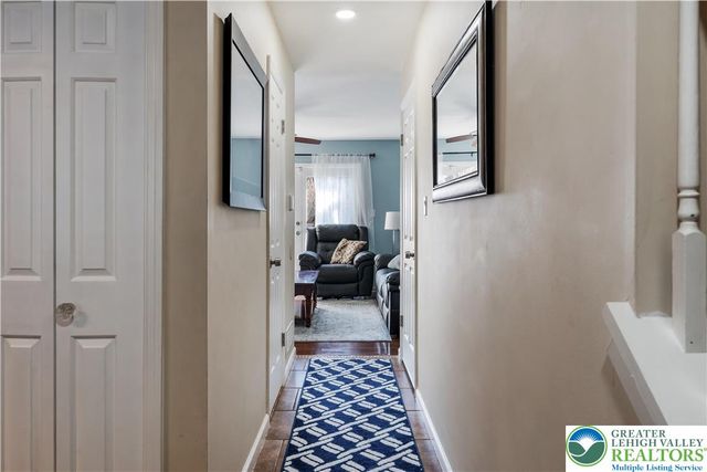 579 Ponds Edge Lane, Upper Macungie Twp, PA 18104