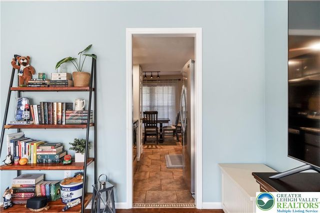 579 Ponds Edge Lane, Upper Macungie Twp, PA 18104