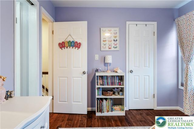 579 Ponds Edge Lane, Upper Macungie Twp, PA 18104