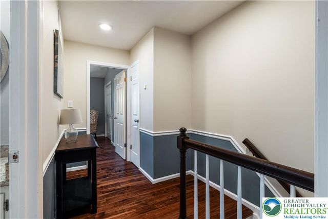 579 Ponds Edge Lane, Upper Macungie Twp, PA 18104