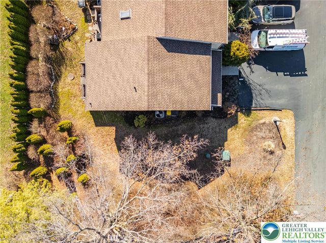 579 Ponds Edge Lane, Upper Macungie Twp, PA 18104