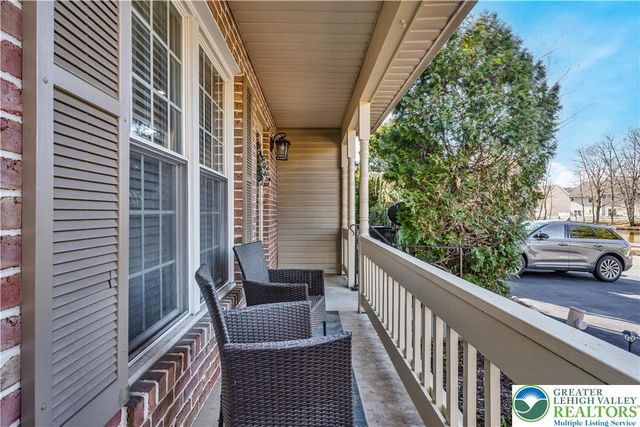 579 Ponds Edge Lane, Upper Macungie Twp, PA 18104