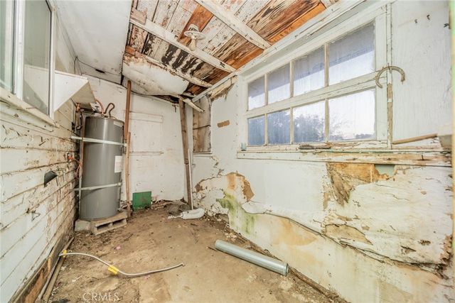 6929 37th, Jurupa Valley, CA 92509