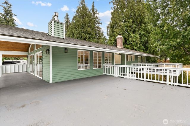 13430 Kenwanda Dr, Snohomish, WA 98296