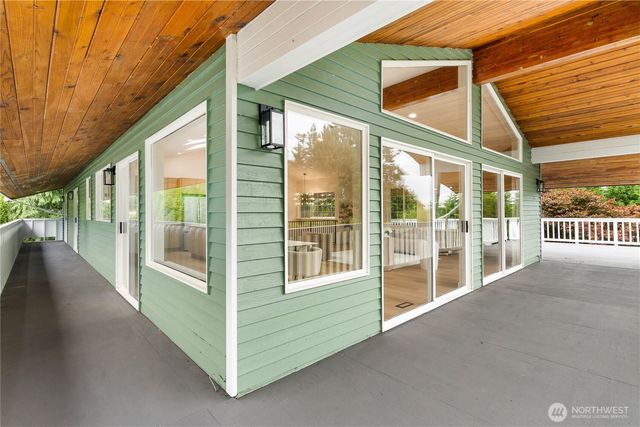 13430 Kenwanda Dr, Snohomish, WA 98296