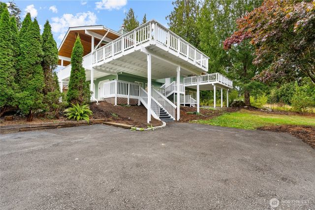 13430 Kenwanda Dr, Snohomish, WA 98296
