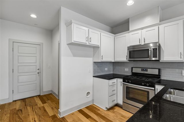 2101 Town Centre DR 1906, Round Rock, TX 78664
