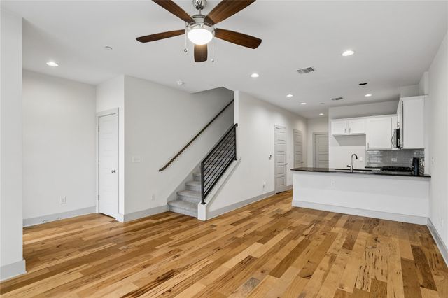 2101 Town Centre DR 1906, Round Rock, TX 78664