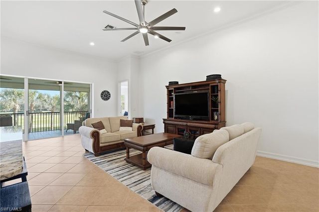 9340 Triana TER # 4, Fort Myers, FL 33912