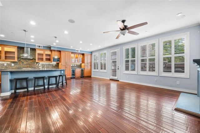 18785 Roxbury Lane, Huntington Beach, CA 92648