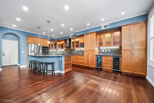 18785 Roxbury Lane, Huntington Beach, CA 92648