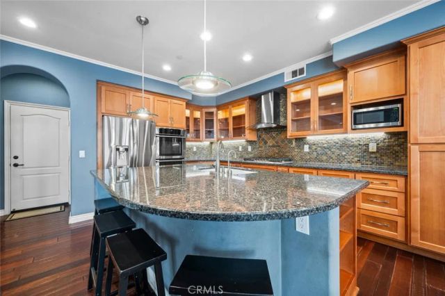 18785 Roxbury Lane, Huntington Beach, CA 92648